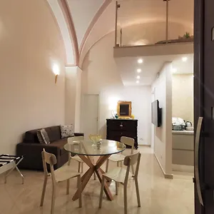 https://dimora-del-monsignore.sicilyhotelsitaly.net