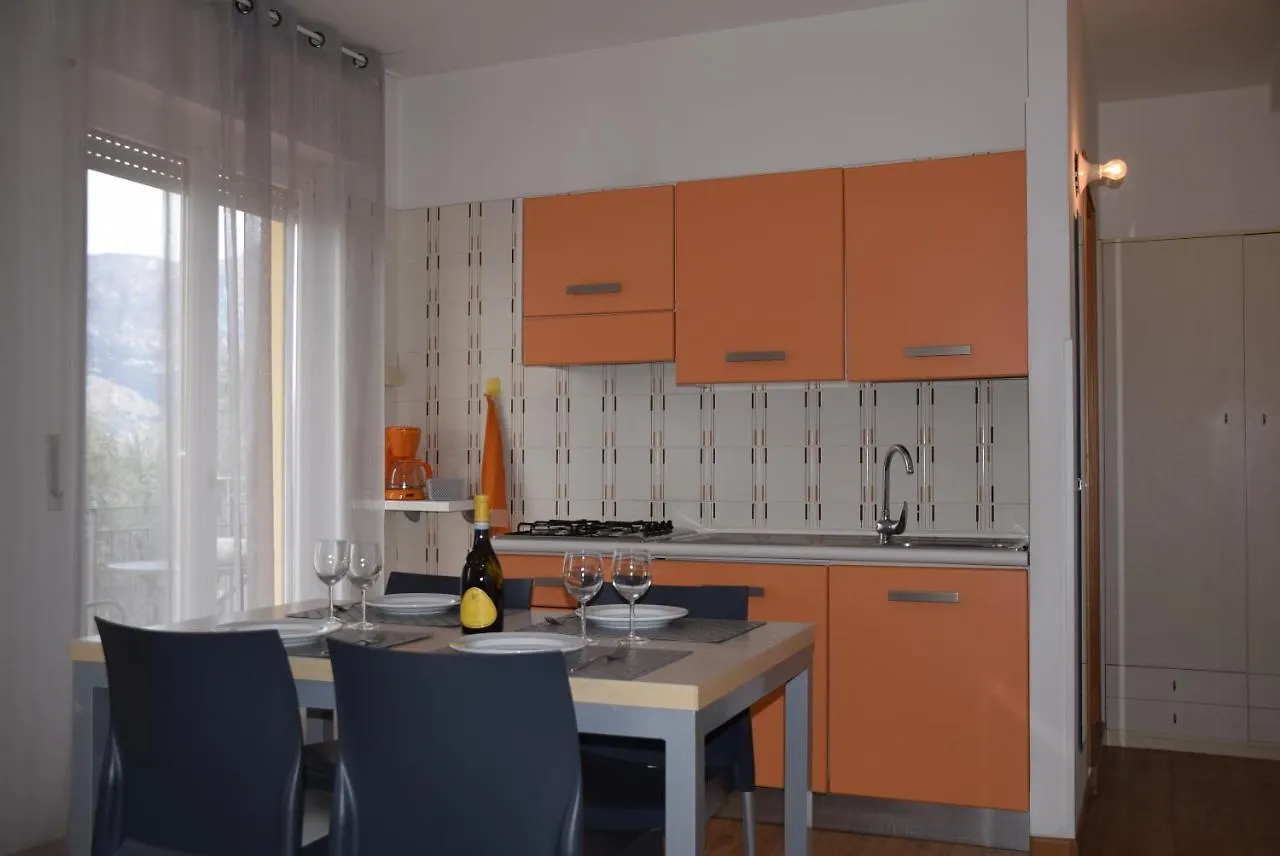 Aparthotel Appartamenti Residence La Pergola Malcesine